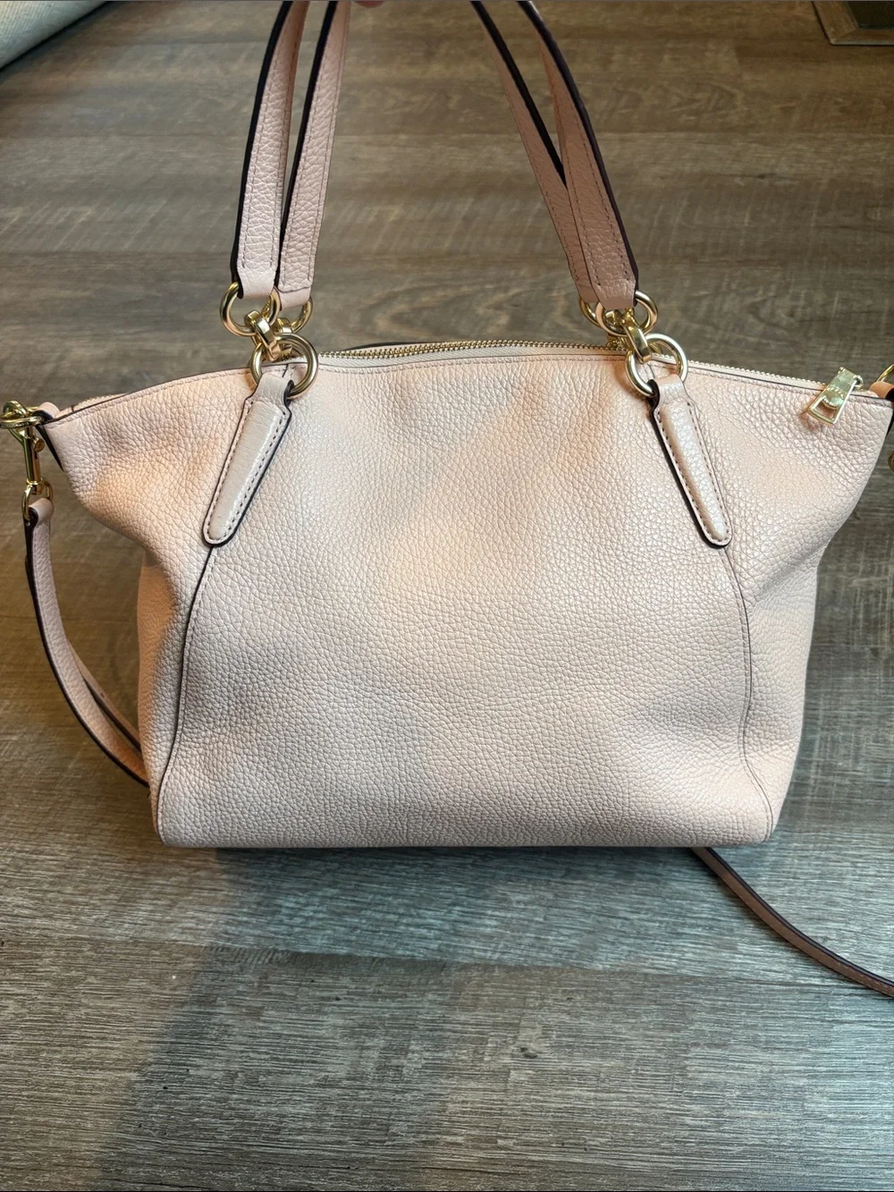 Coach Kelsey Pebbled Leather Light Pink Crossbody Bag F28968